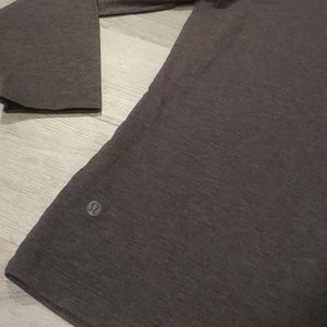 lululemon athletica Shirts - Men's gray LULULEMON Long Sleeve Shirt LARGE lululemon athletica Shirts - Men's gray LULULEMON Long Sleeve Shirt LARGE